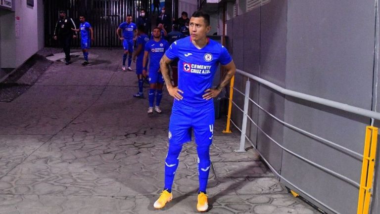 Domínguez antes del juego ante Tigres