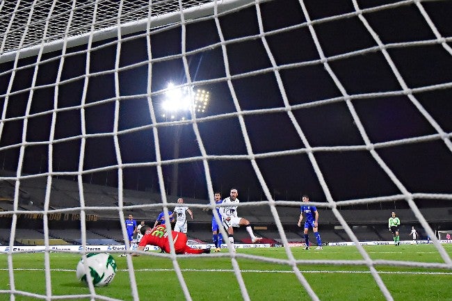 Vigón anota el cuarto gol contra Cruz Azul en CU