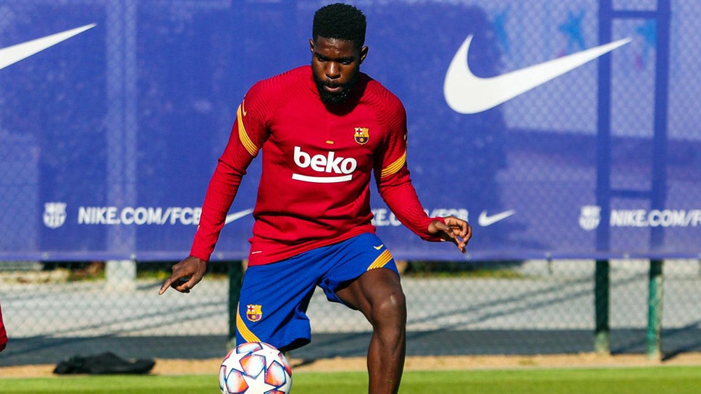 Samuel Umtiti durante un entrenamiento con el Barcelona 