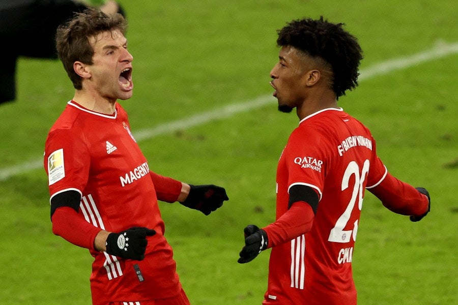 Thomas Müller y Coman celebrando con el Bayern