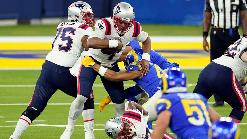 Rams humilló a Patriots y lo deja casi fuera de Playoffs