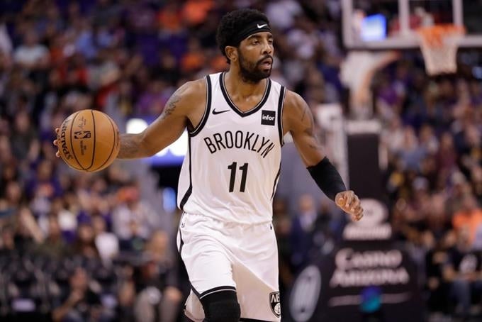 Kyrie Irving en un partido con los Nets