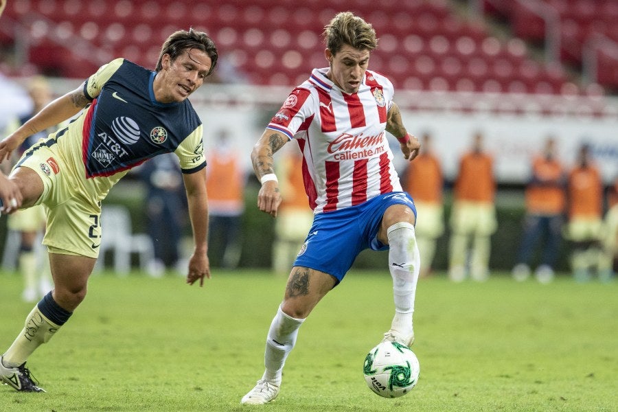 Fernando González durante un partido con América