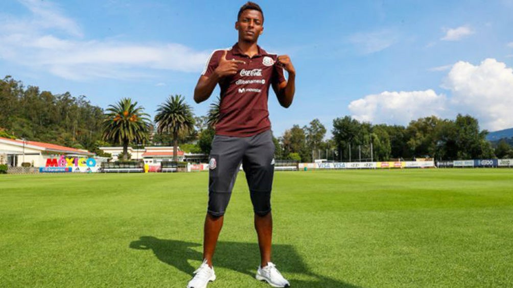 Joao Maleck posa para la lente RÉCORD