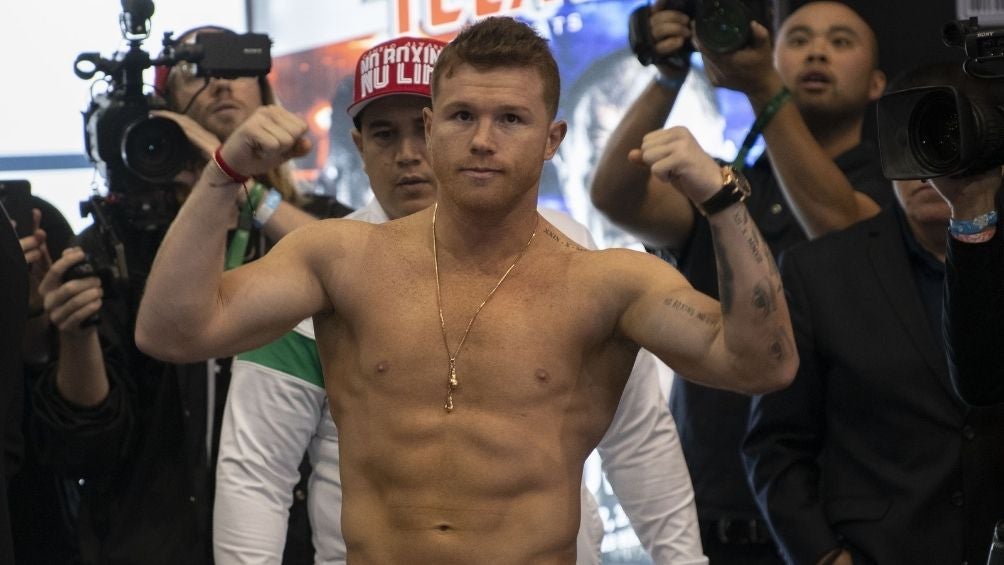 Canelo Álvarez en una pelea 