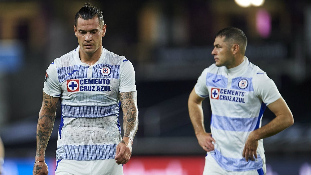 Técnico de Cruz Azul tras perder ante LAFC: 'Es una derrota que nos duele mucho'