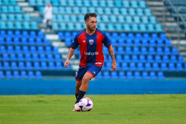 Pablo Gómez en acción con Atlante