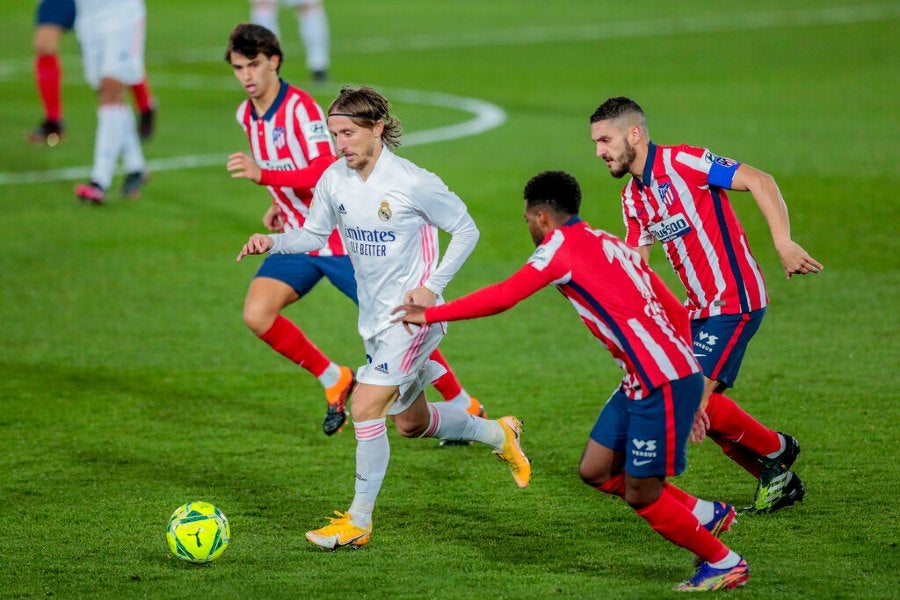 Luka Modric durante un partido con el Real Madrid