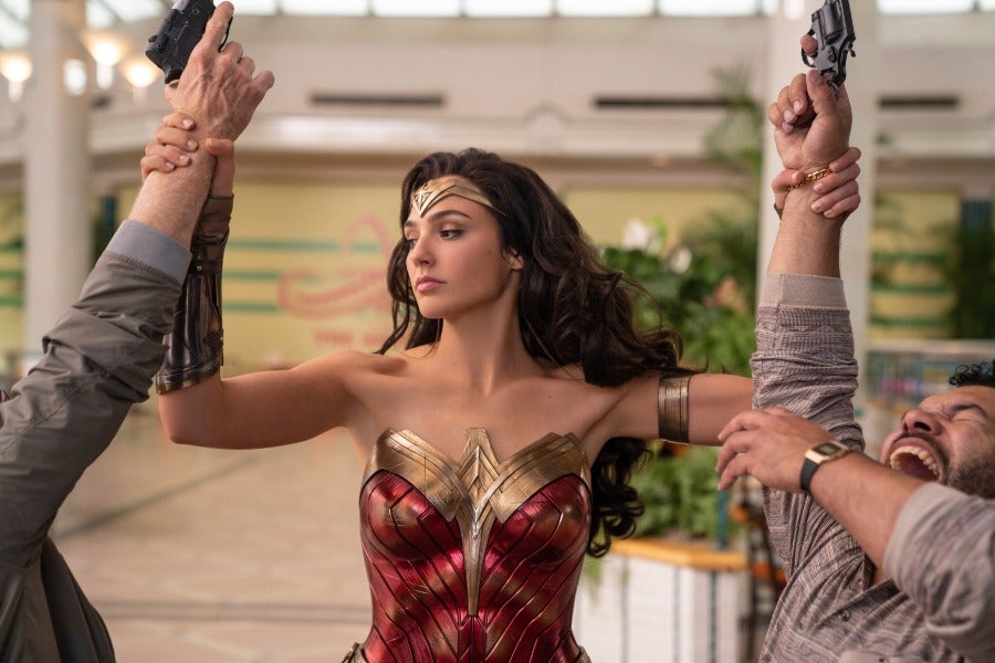 Escena de la nueva película Wonder Woman 1984