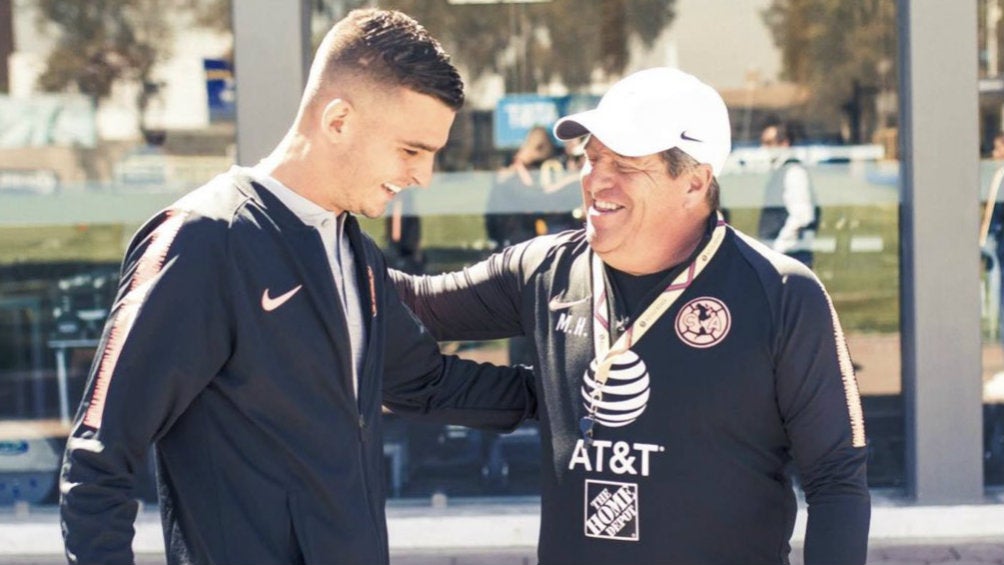 Nicolás Benedetti con Piojo Herrera