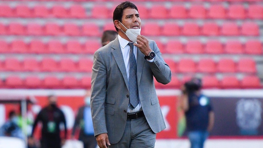 Alfonso Sosa durante un partido con Necaxa