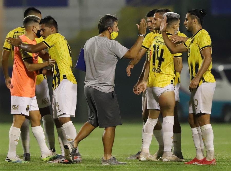 Club Guaraní festeja la victoria