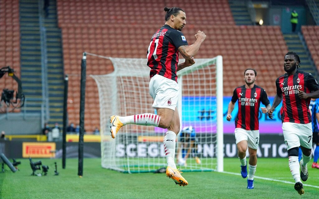 Zlatan Ibrahimovic luego de anotar gol con el Milan