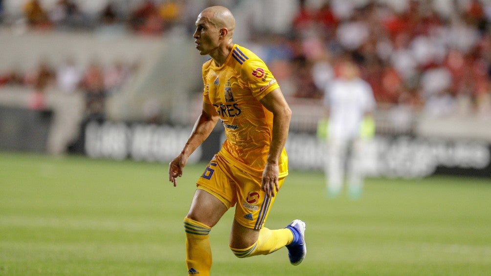 Jorge Torres Nilo durante un partido con Tigres