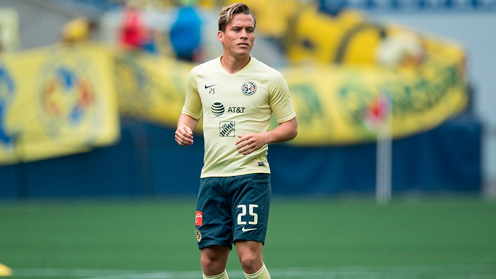 El Oso, en un entrenamiento con el América