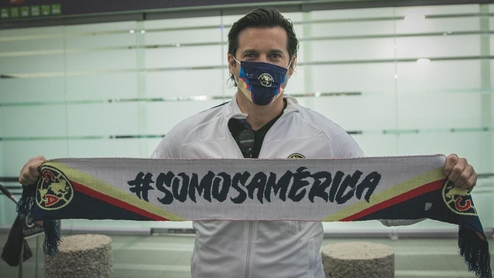 Solari a su llegada al América 