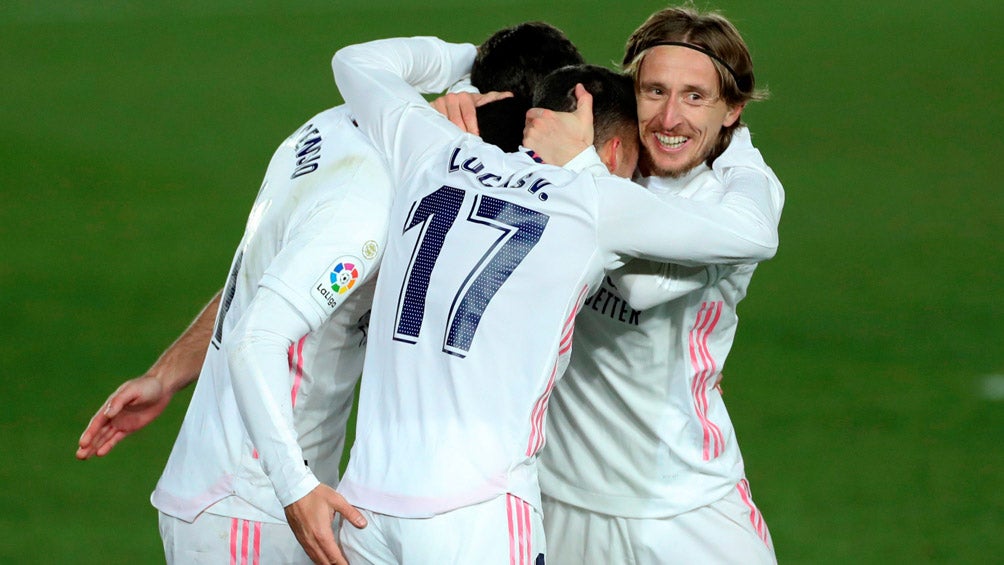 Jugadores del Real Madrid celebran un gol ante el Celta de Vigo 