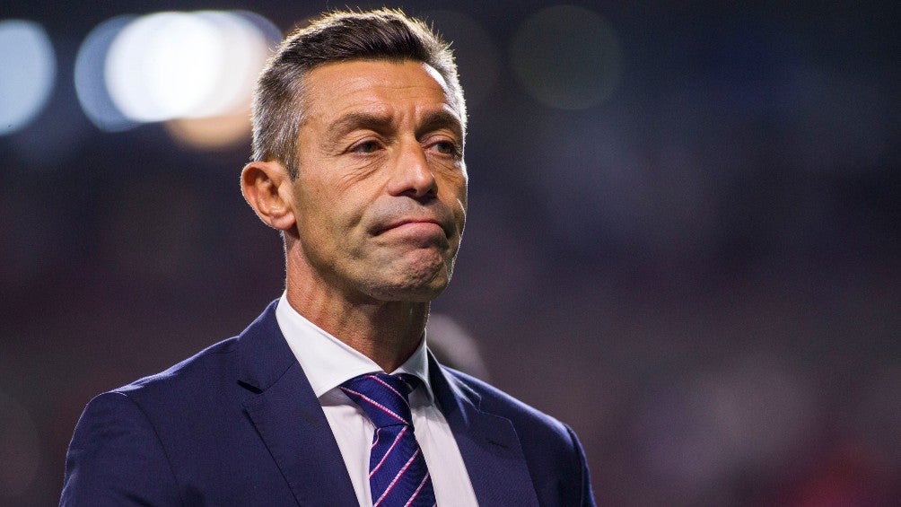 Pedro Caixinha dejó de ser técnico del Al-Shabab