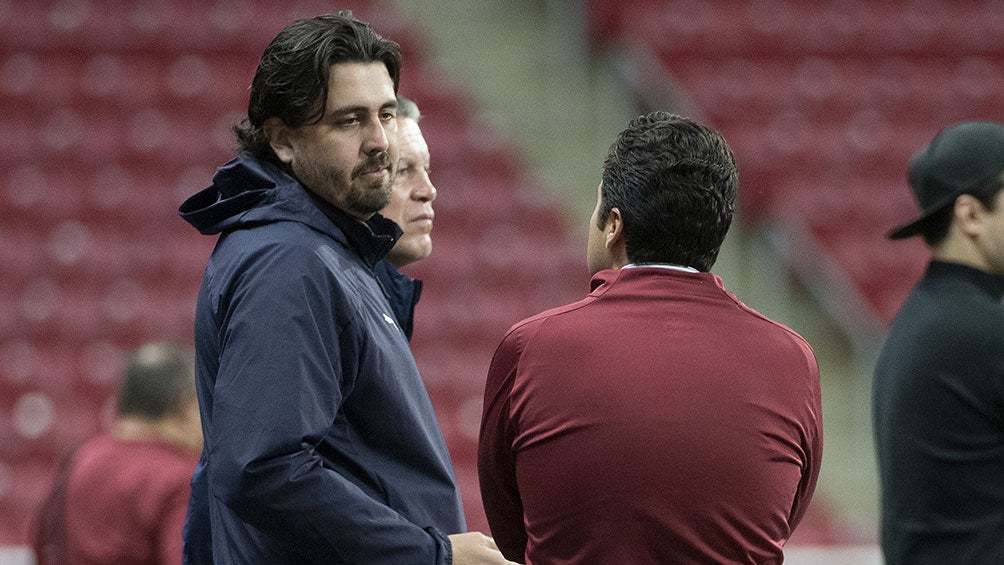 Amaury Vergara previo a un partido de Chivas