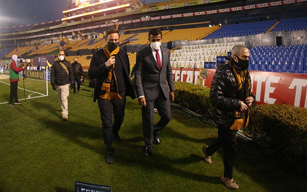 La visita al Estadio Universitario