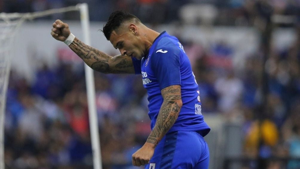 Caraglio en un partido con Cruz Azul 