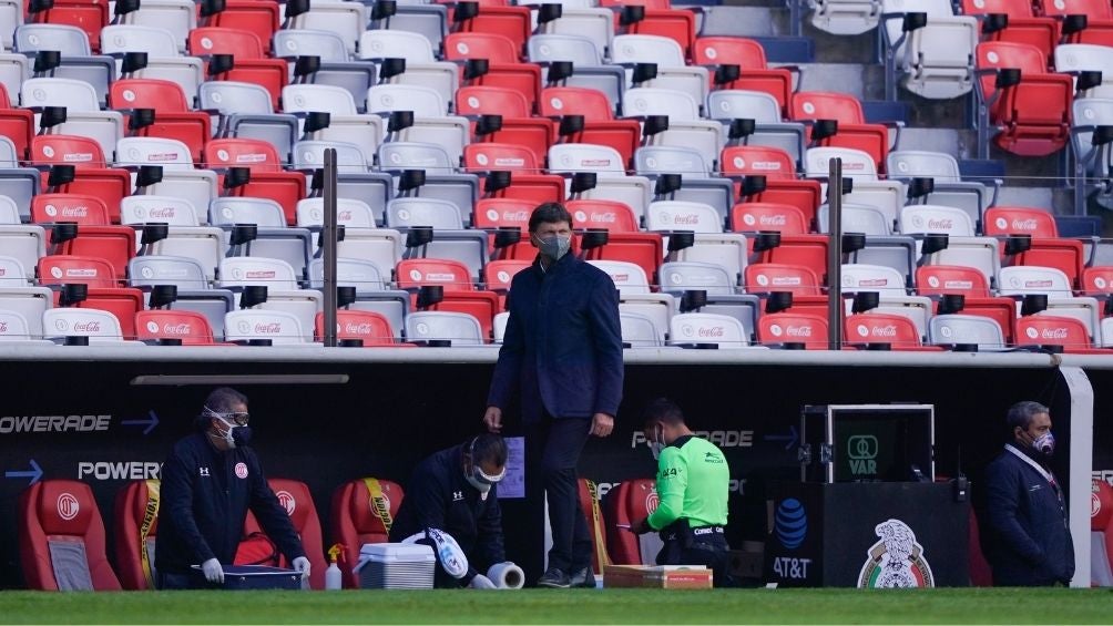 Hernán Cristante en el partido con Toluca 