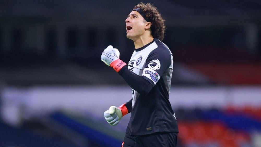 Guillermo Ochoa, portero del América