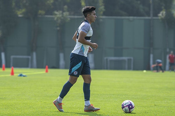 El argentino durante un entrenamiento con Cruz Azul 