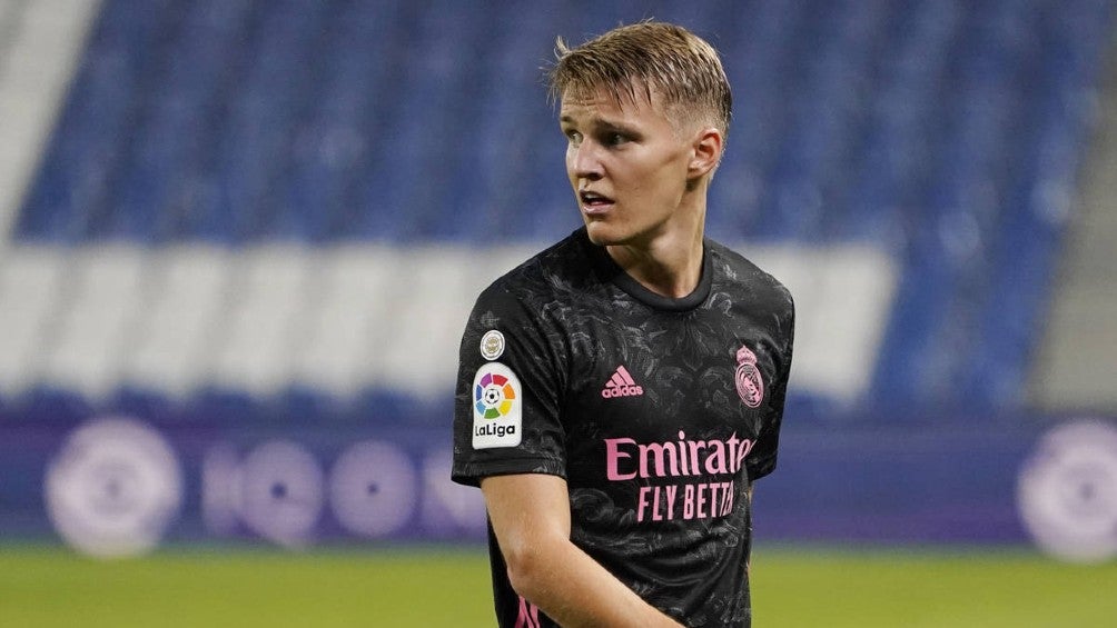 Martin Odegaard durante un partido con Real Madrid