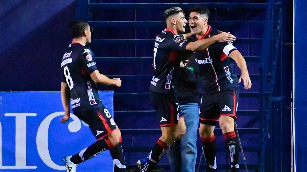 San Luis derrotó a Chivas