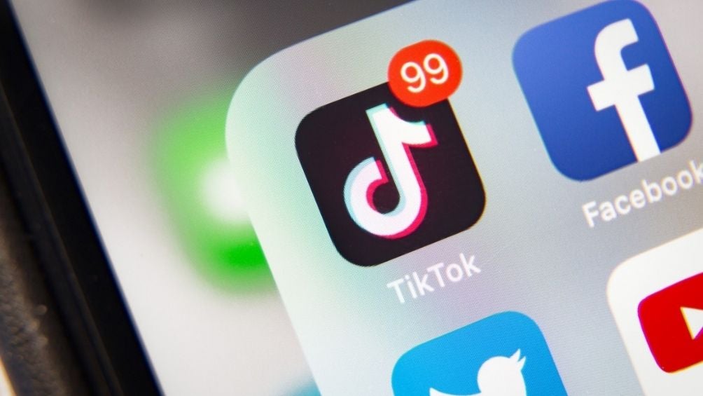 Italia bloqueó TikTok hasta el 15 de febrero 