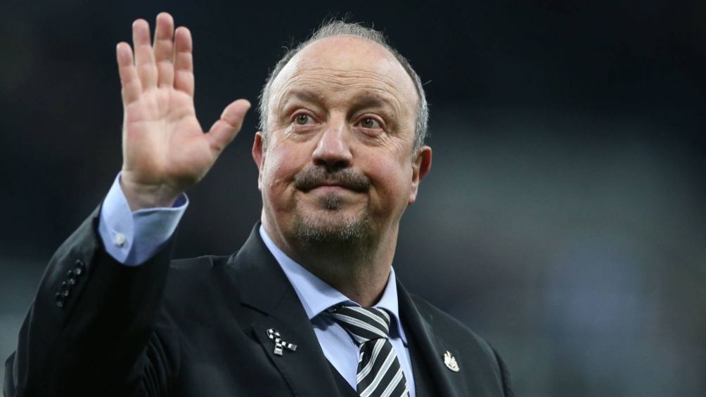 Rafa Benítez dirigiendo un partido del Newcastle