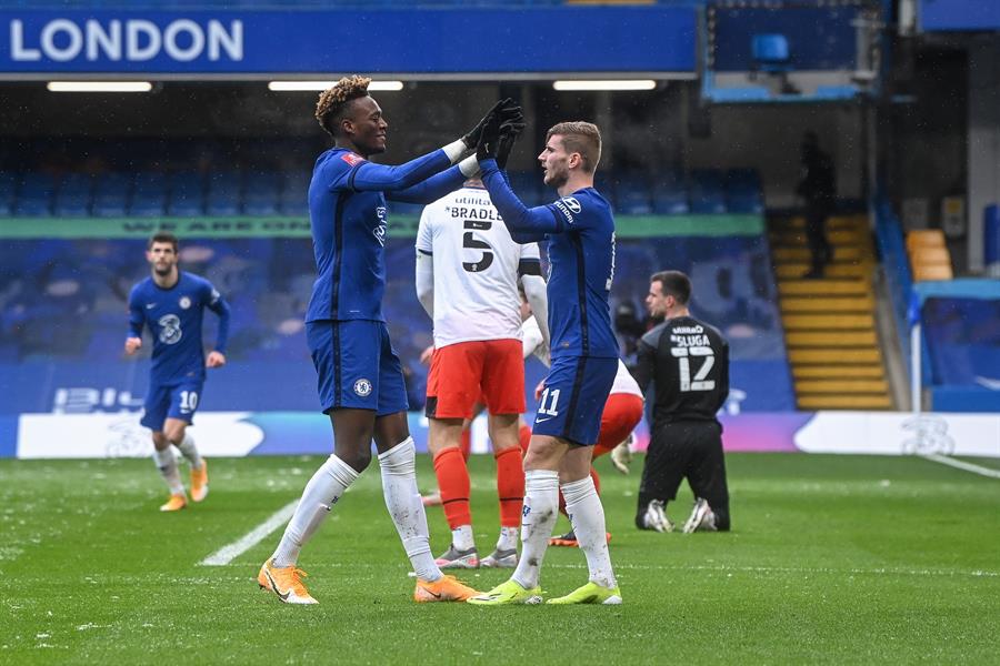 Tammy Abraham y Werner en festejo