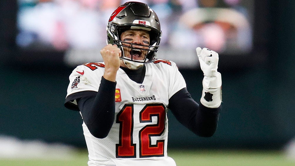 Brady celebra un touchdown con Tampa Bay