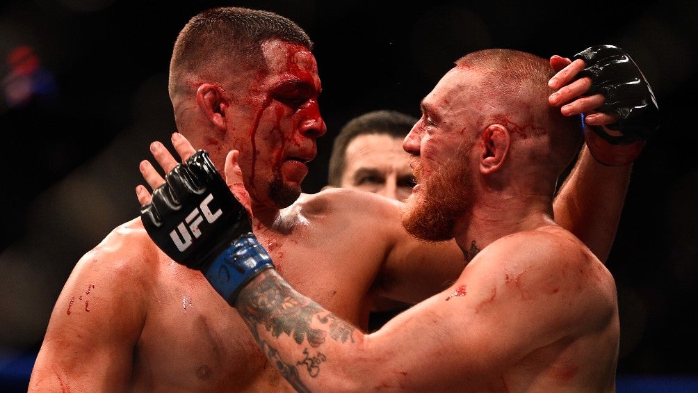 Conor McGregor en derrota ante Dustin Poirier