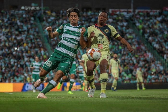 Ibargüen, durante un Santos vs América de 2018