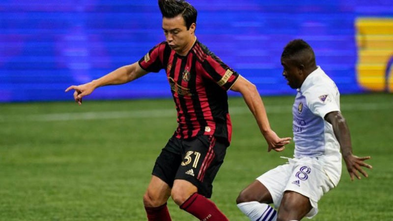 Cubo Torres durante un duelo con el Atlanta United 