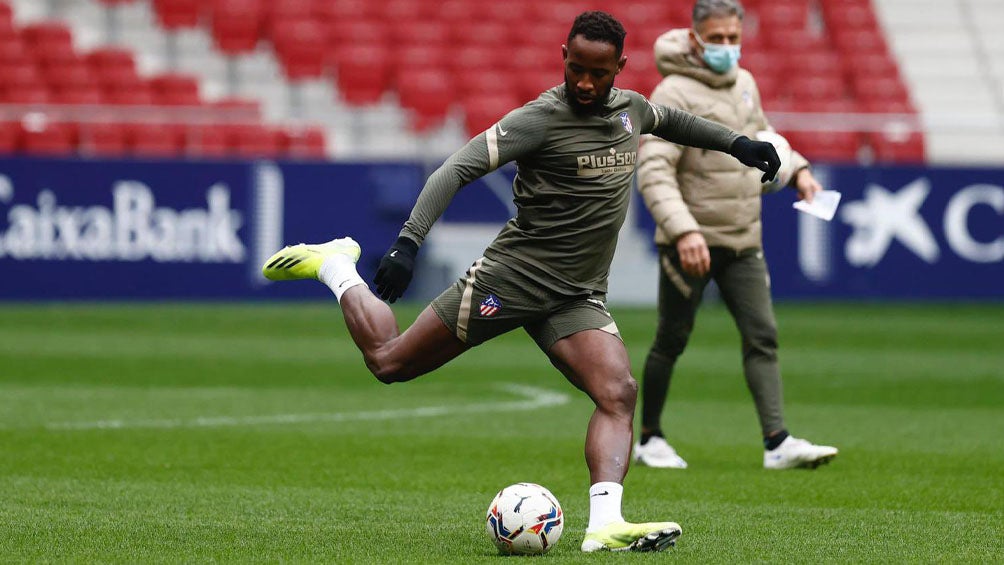 Moussa Dembélé en un entrenamiento con el Atlético 