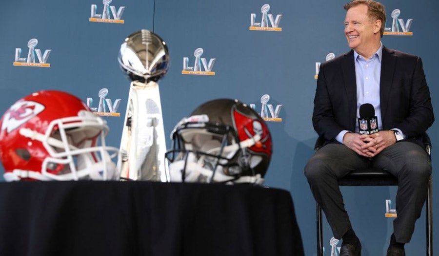 Roger Goodell en conferencia de prensa previo al Super Bowl LV