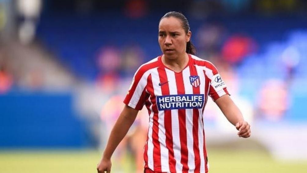 Charlyn Corral en partido con el Atleti 