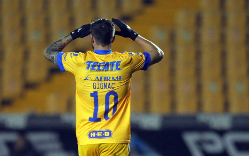 Gignac en partido con Tigres