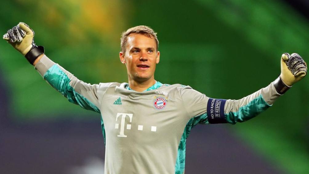 Neuer en festejo de gol