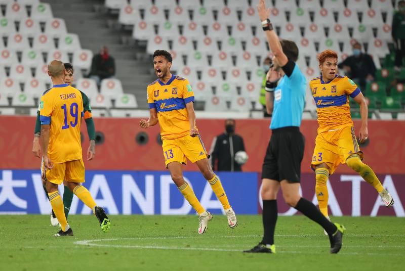 Tigres en festejo de gol