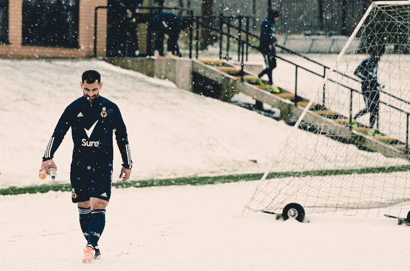 Jonny Otto en entrenamiento