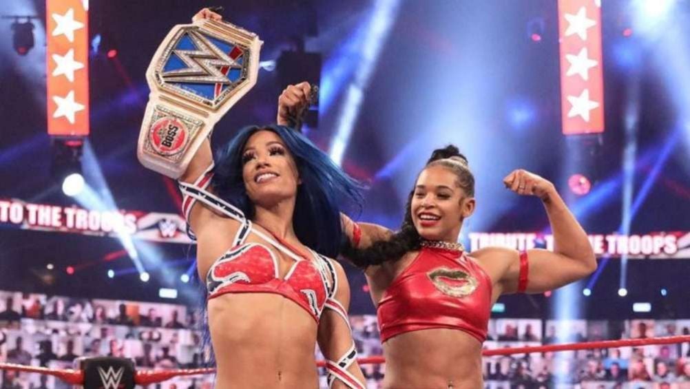 Sasha Banks y Bianca Belair en Smackdown