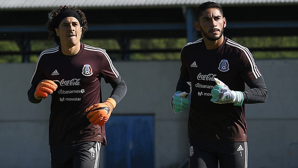 Ochoa y Corona, en entrenamiento del Tri