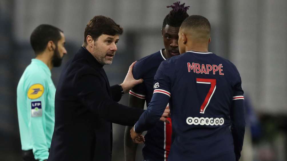 Mbappé en partido con PSG