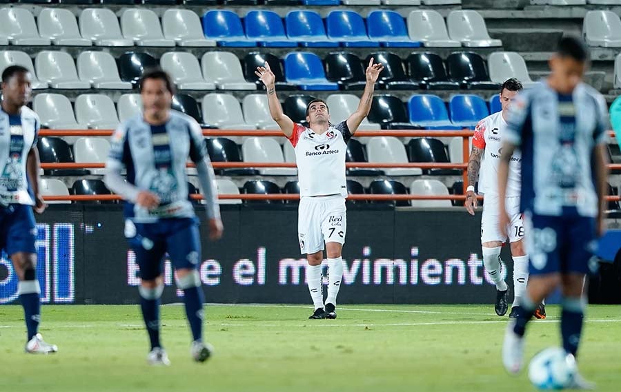 Víctor Ignacio Malcorra celebra el gol a los Tuzos