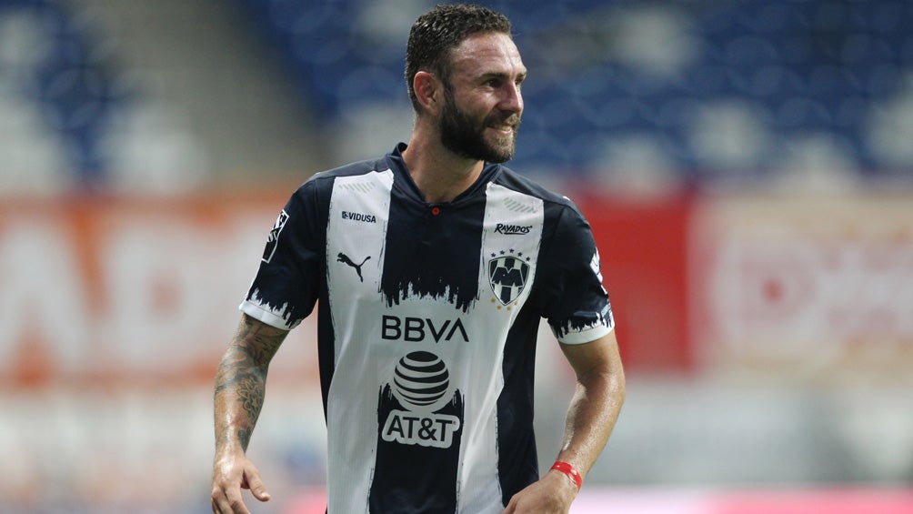 Layún, en acción con Rayados