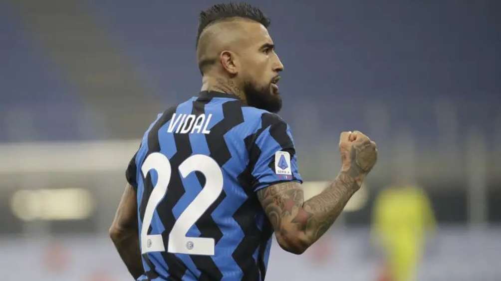 Arturo Vidal en festejo con Inter de Milan